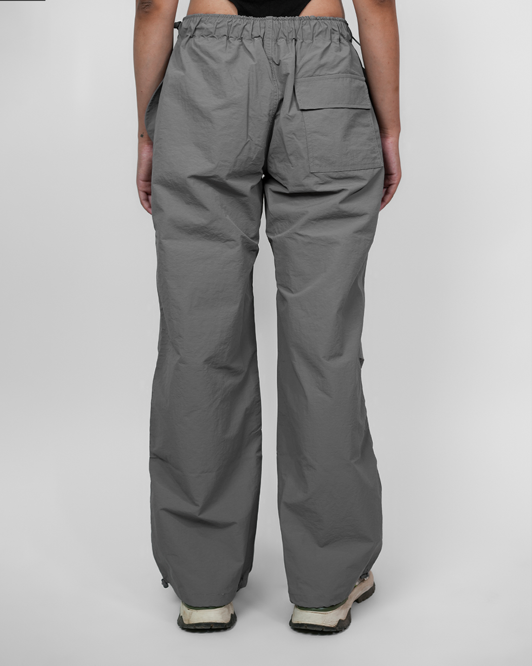 PIVOT PARACHUTE PANTS X CARGOS [UNISEX] – AESTHETIC GREY