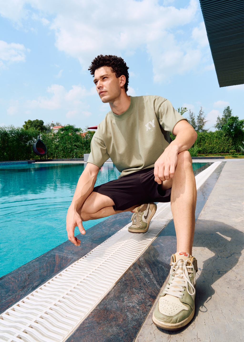 SEAMLESS BELIEVE IN GOD TEE [UNISEX] – SAGE GREEN