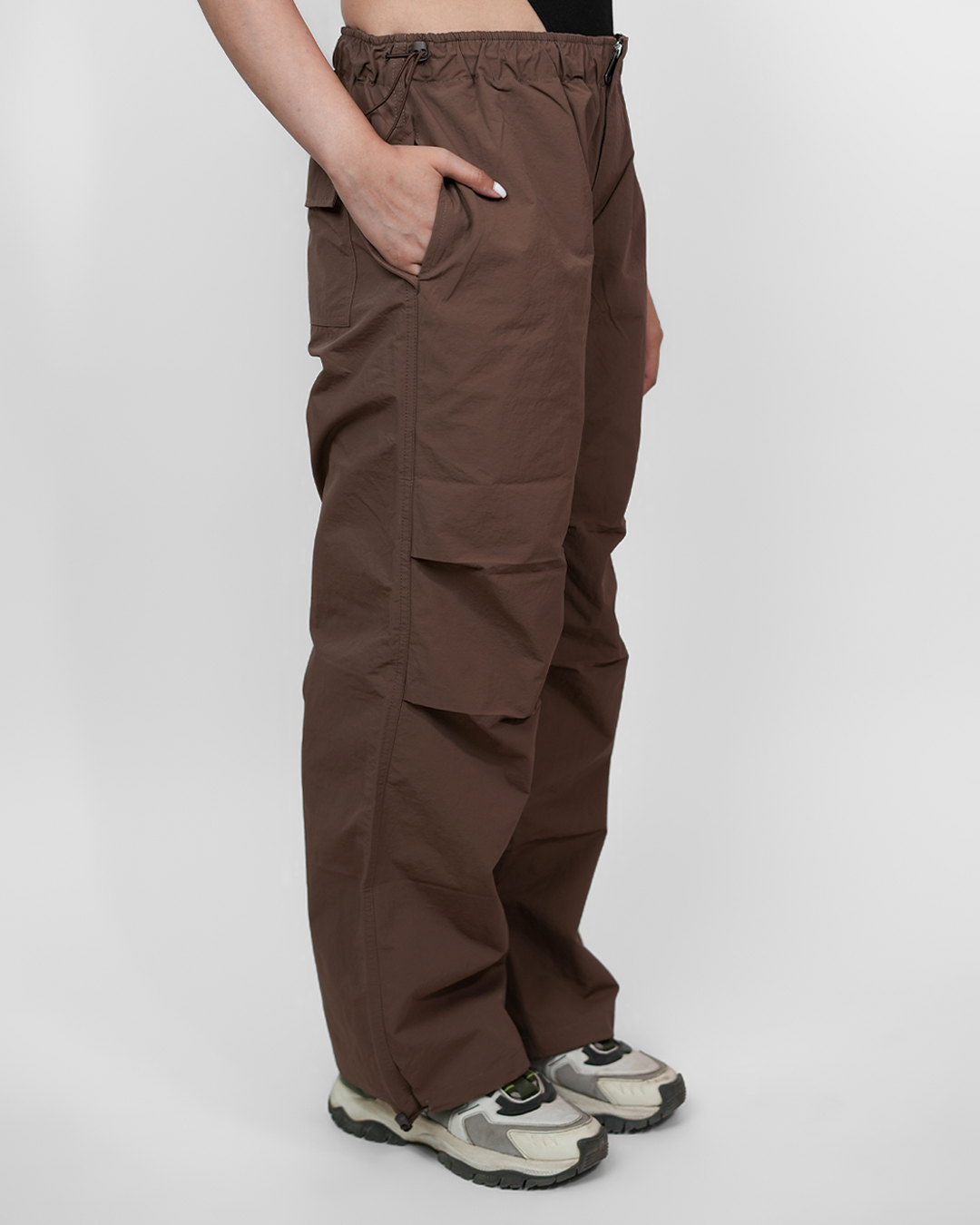 PIVOT PARACHUTE PANTS X CARGOS [UNISEX] – COFFEE