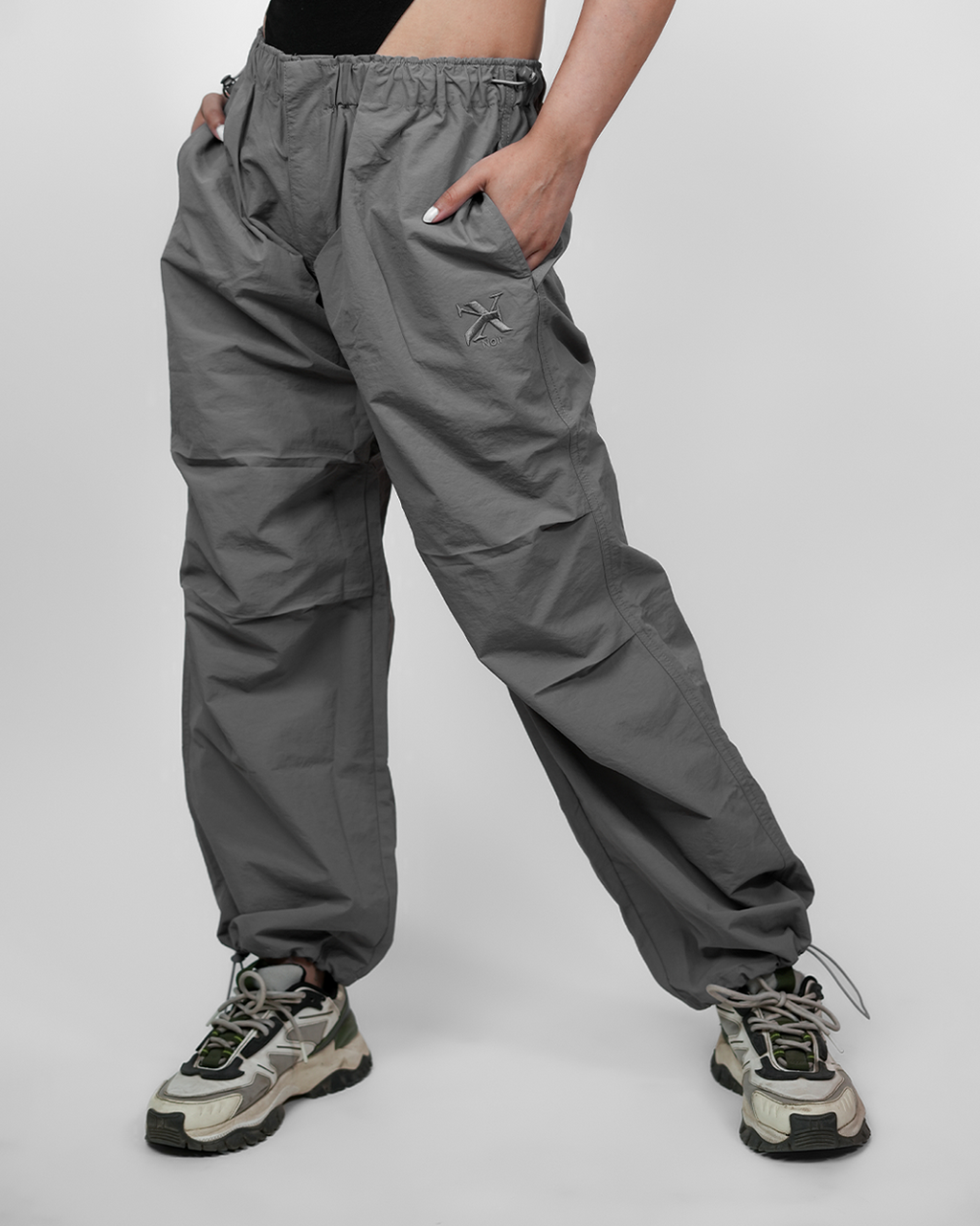 PIVOT PARACHUTE PANTS X CARGOS [UNISEX] – AESTHETIC GREY