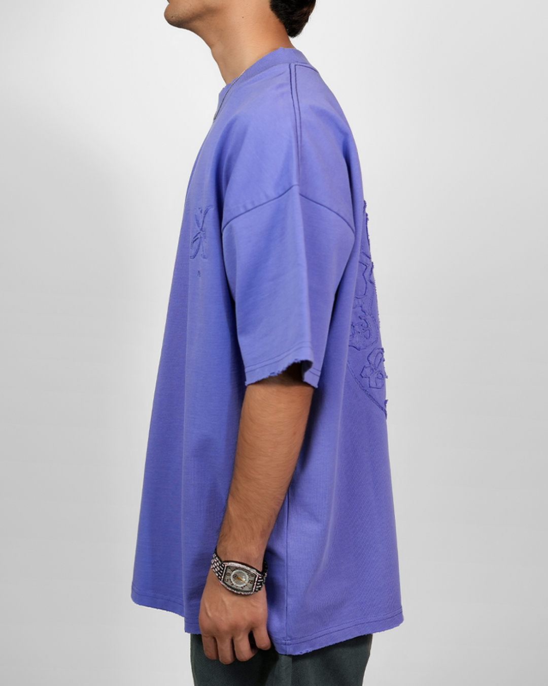 FRAY BELIEVE IN GOD EMBROIDERY TEE [UNISEX]
