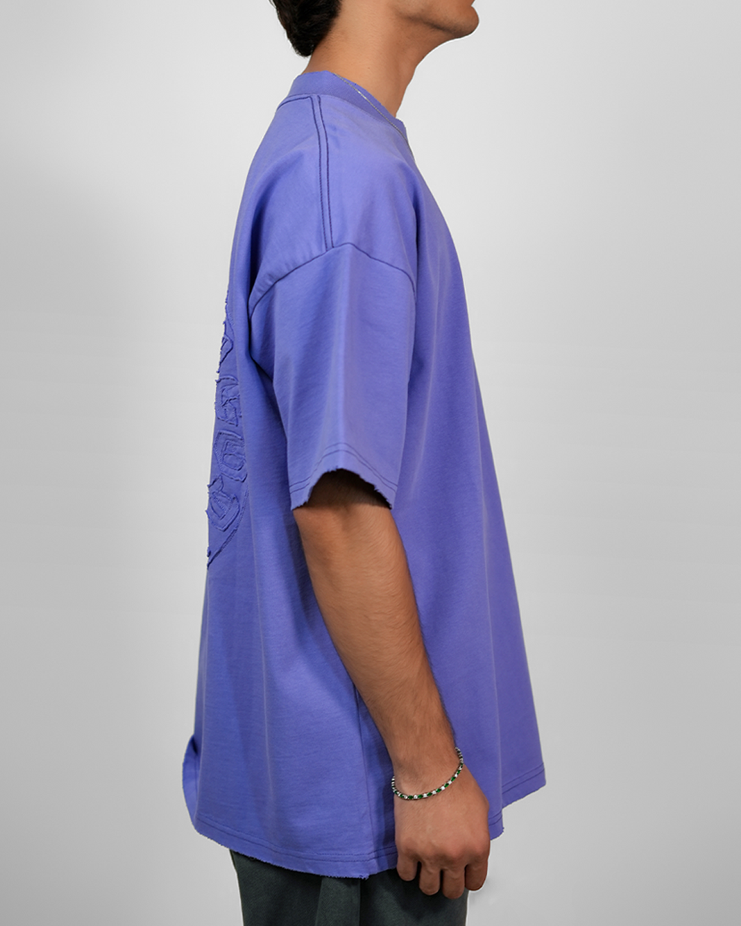 FRAY BELIEVE IN GOD EMBROIDERY TEE [UNISEX]