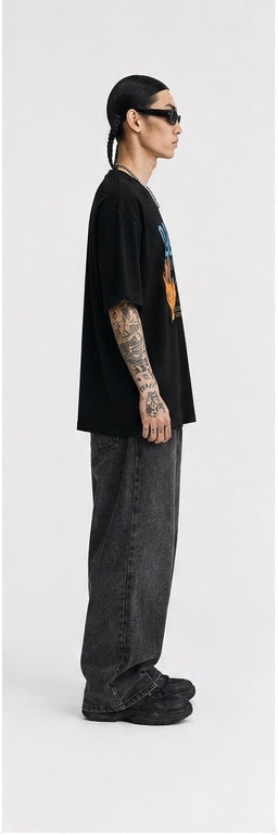 Noir Graphic Oversized Tee
